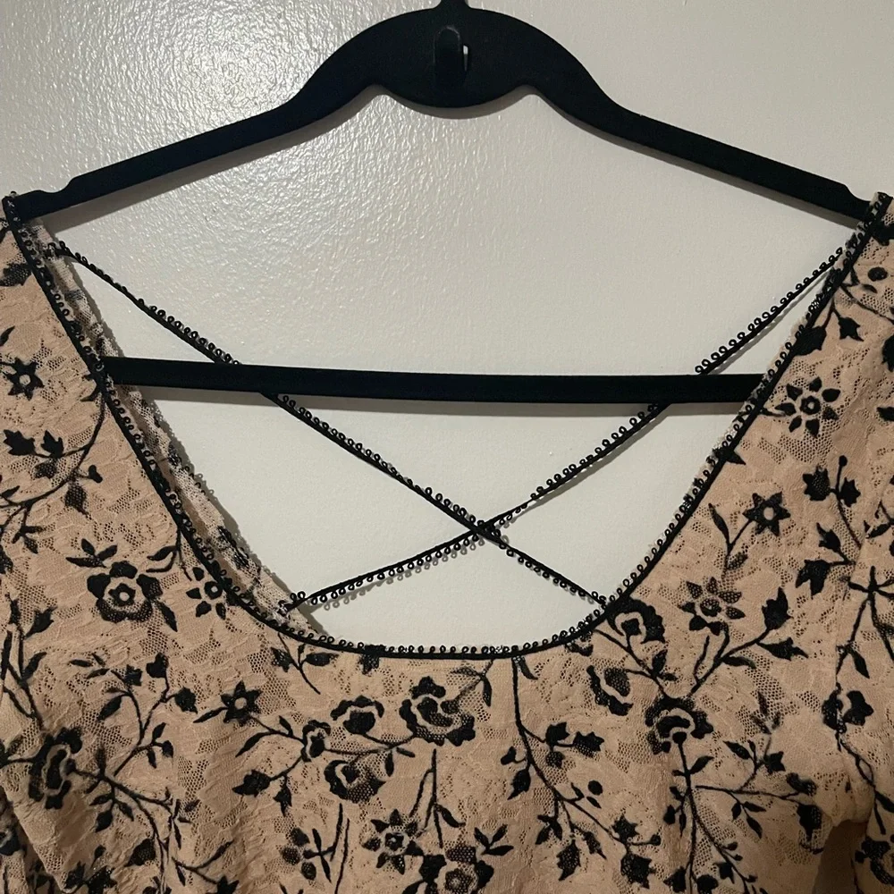 Intimately free people top